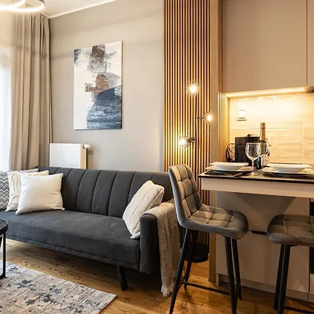 2homerent Nowy Port *