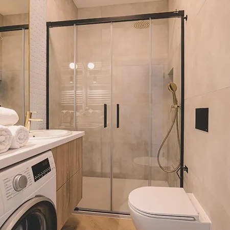 2homerent Nowy Port Apartment