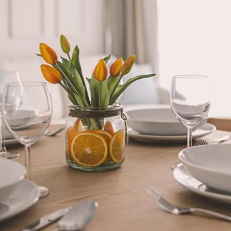 2homerent Nowy Port Apartment *