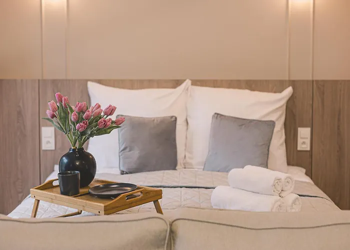 2homerent Nowy Port Апартаменты *